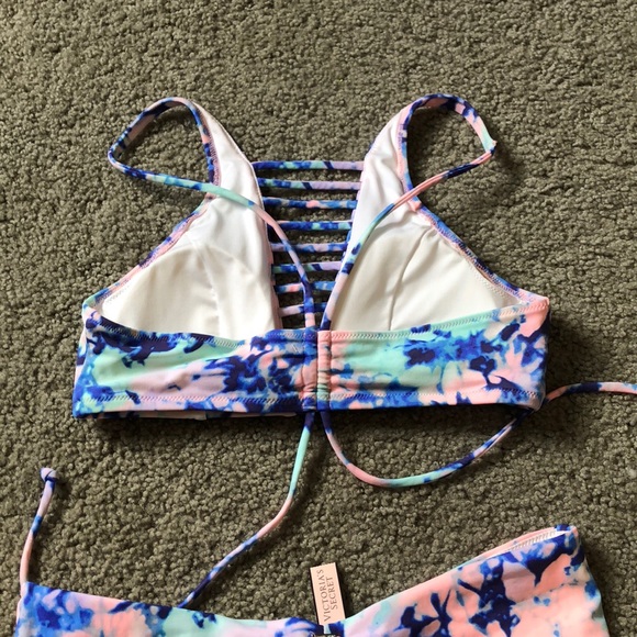 NWT VS Pink Marble Bikini - Picture 3 of 3